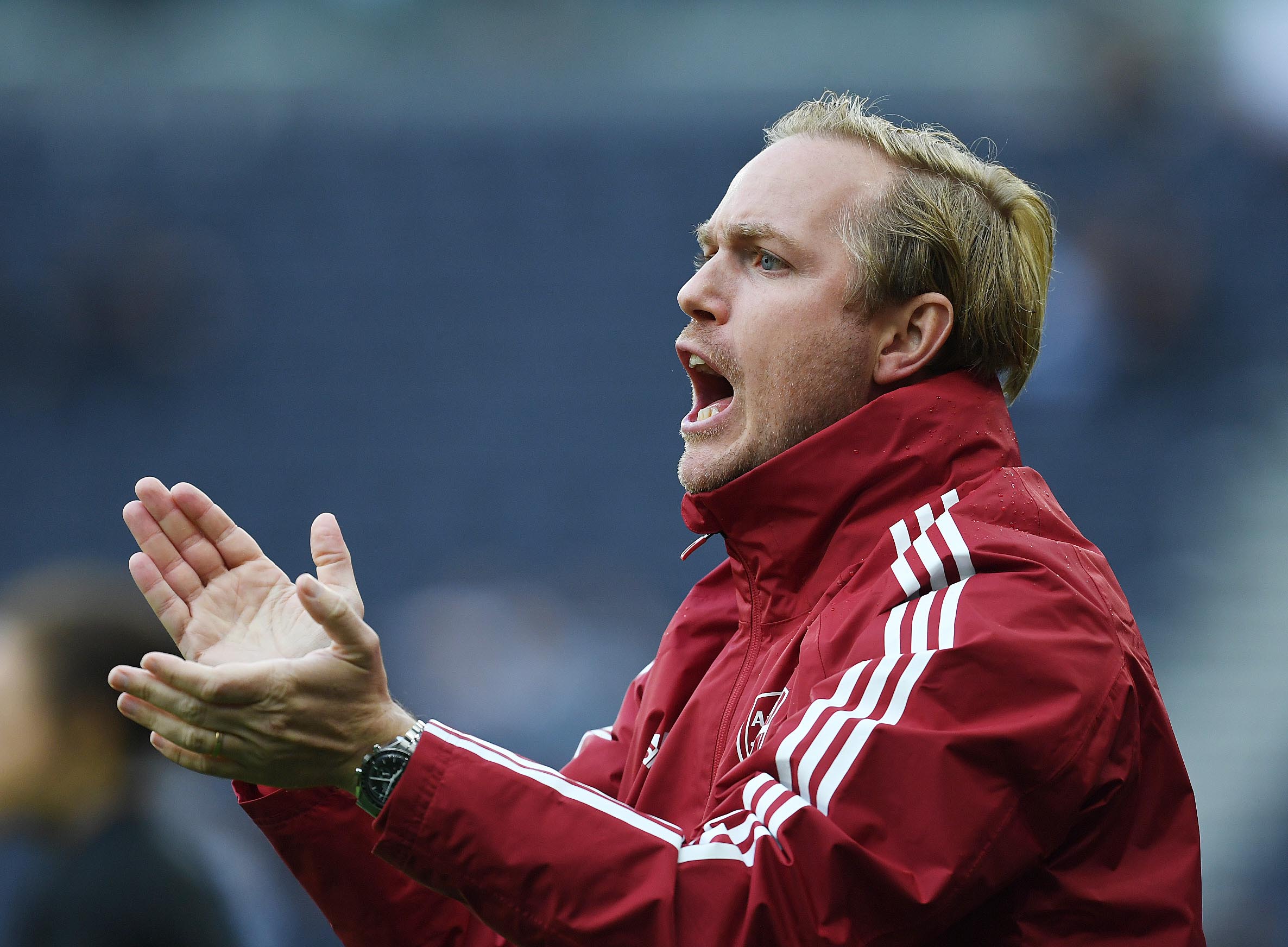 AYX SPORTS-莱万多夫斯基遭遇二十连败，阿森纳教练面临压力！