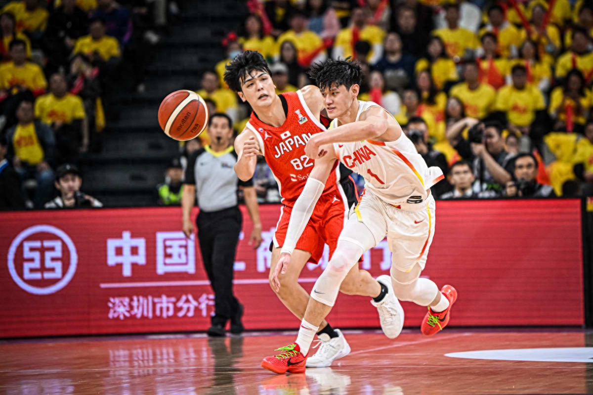 亚洲杯决赛爆出冷门!迈阿密热火惊险广东男篮,争冠形势突变(男篮亚洲杯决赛中国男篮表现) 亚洲杯决赛爆出冷门!迈阿密热火惊险广东男篮,争冠形势突变(男篮亚洲杯决赛中国男篮表现)